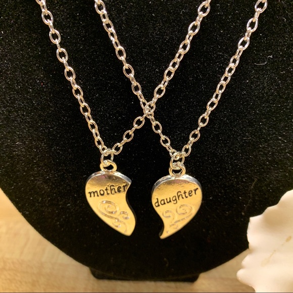Lovely Mother & Daughter Necklace - Picture 2 of 4